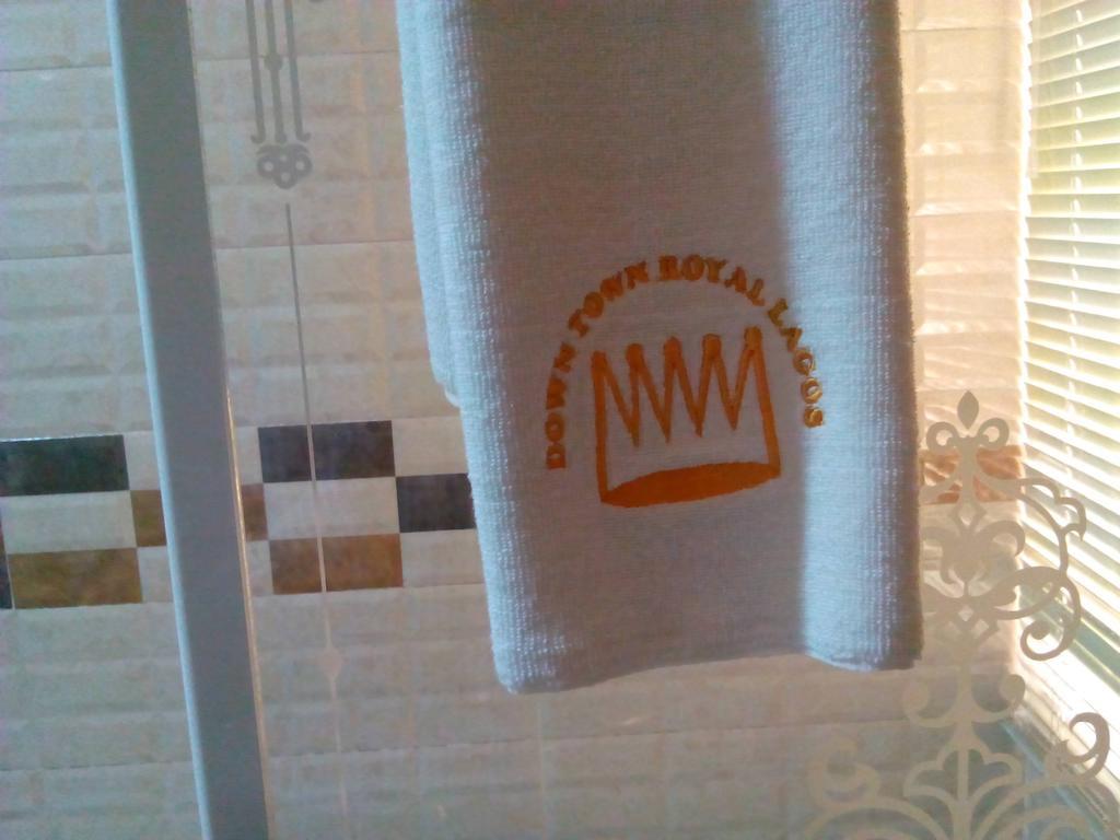 Downtown Royal Hotel Ikeja Ngoại thất bức ảnh