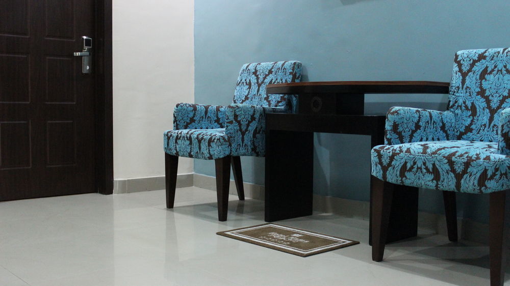 Downtown Royal Hotel Ikeja Ngoại thất bức ảnh