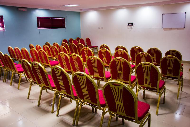 Downtown Royal Hotel Ikeja Ngoại thất bức ảnh