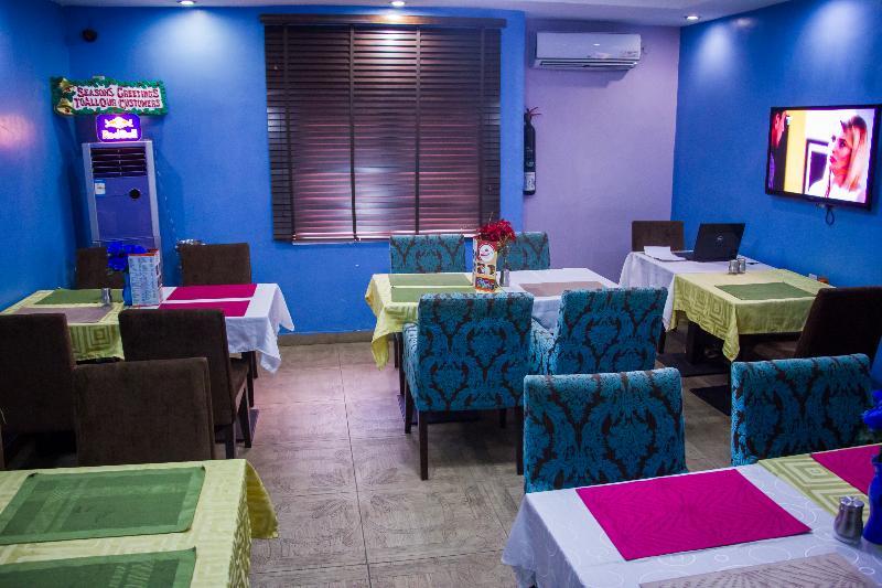 Downtown Royal Hotel Ikeja Ngoại thất bức ảnh