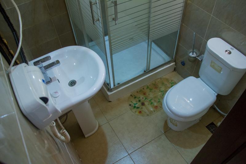 Downtown Royal Hotel Ikeja Ngoại thất bức ảnh