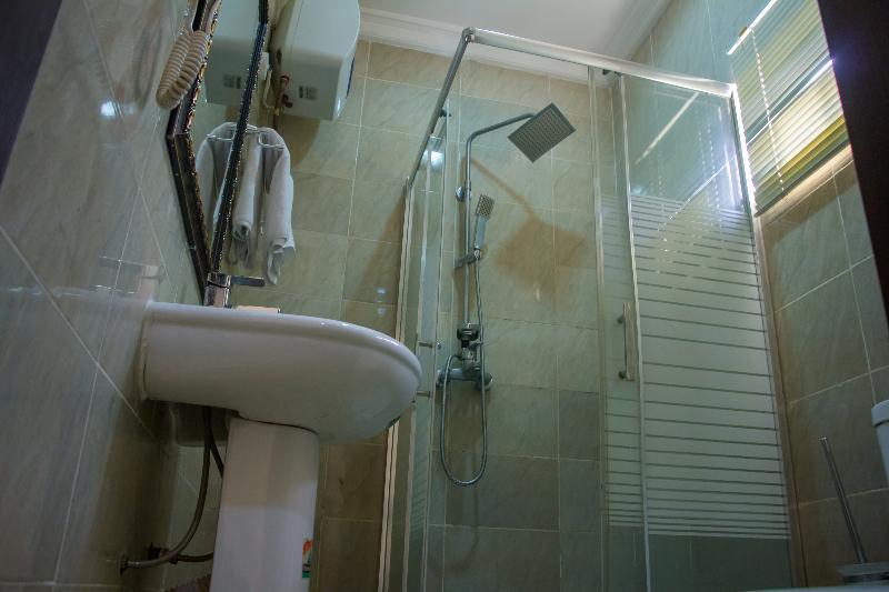 Downtown Royal Hotel Ikeja Ngoại thất bức ảnh