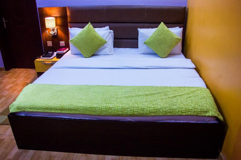 Downtown Royal Hotel Ikeja Ngoại thất bức ảnh