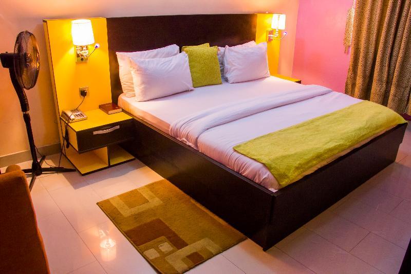 Downtown Royal Hotel Ikeja Ngoại thất bức ảnh